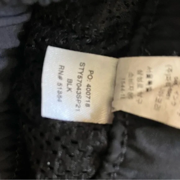 Patagonia Baggies Black Women's Shorts - Picture 5 of 5